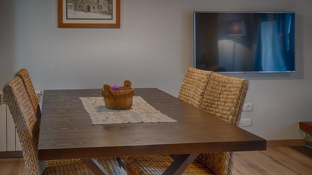 Saplan Real Estate Irissa Apartment เลส ภายนอก รูปภาพ